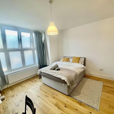 Se4, Self Contained Studio Flat. London Eksteriør billede