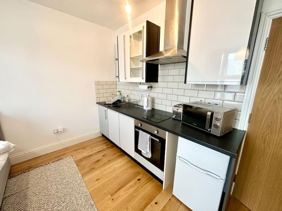 Se4, Self Contained Studio Flat. London Eksteriør billede